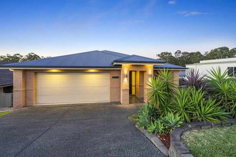 14 Rosewood Crescent, Fletcher NSW 2287