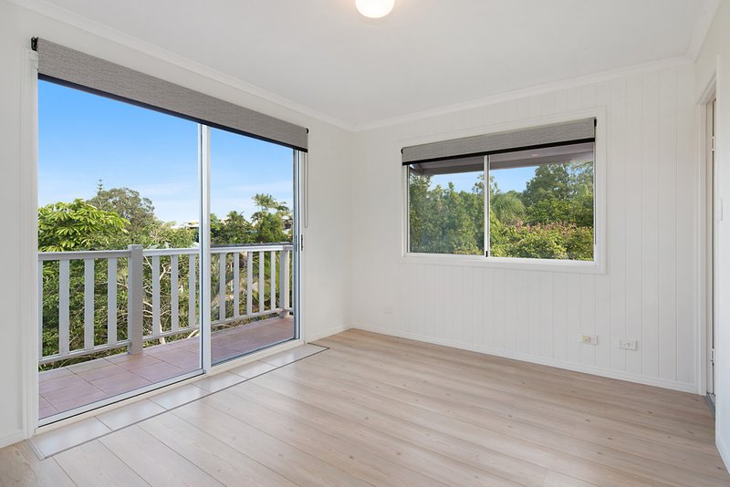 Photo - 1/4 Rosewood Drive, Caloundra West QLD 4551 - Image 4