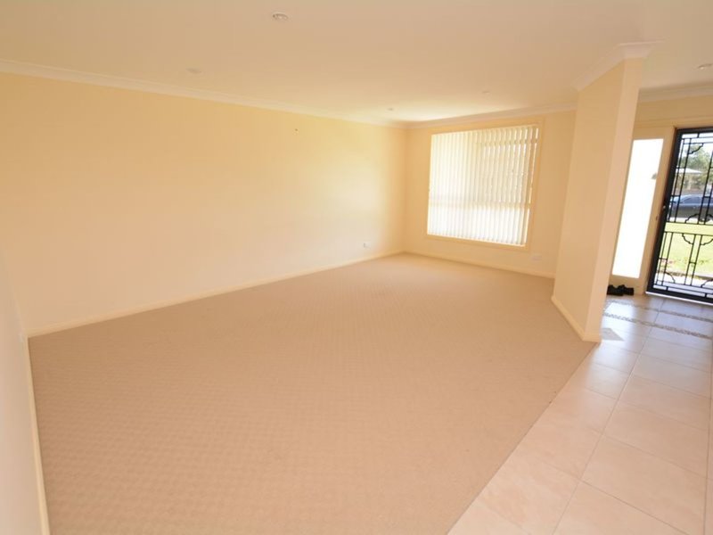 Photo - 14 Rosier Place, Old Bar NSW 2430 - Image 4