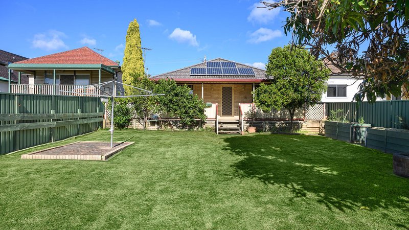 Photo - 14 Rowland Street, Revesby NSW 2212 - Image 12