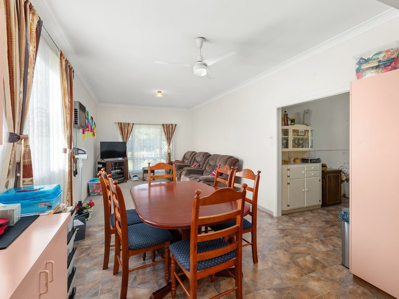 Photo - 14 Roy Street, Harvey WA 6220 - Image 7