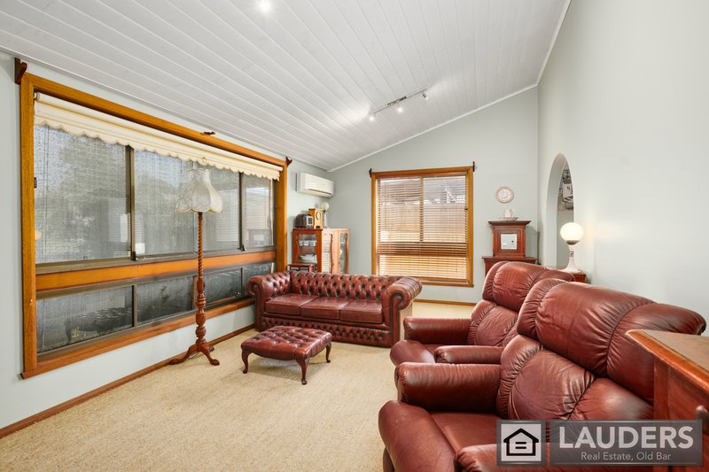 Photo - 14 Rushby Drive, Old Bar NSW 2430 - Image 2