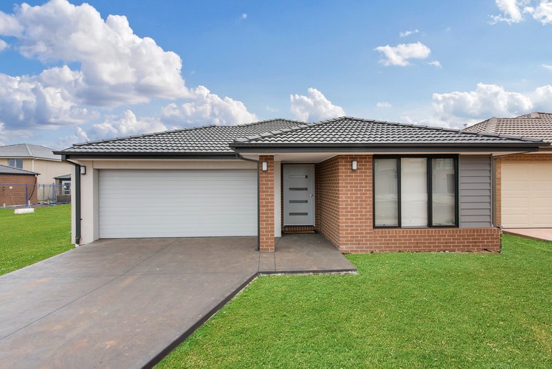 14 Rushmore Way, Fraser Rise VIC 3336