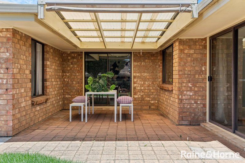 Photo - 14 Saint Albans Road, Woodcroft SA 5162 - Image 19