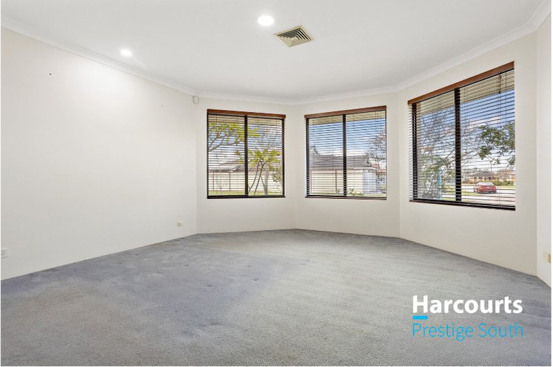 Photo - 14 Saltram Turn, Canning Vale WA 6155 - Image 3