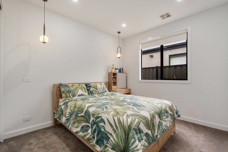 Photo - 14 Samolus Street, Mickleham VIC 3064 - Image 12