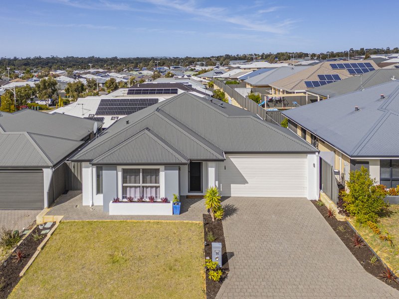 Photo - 14 Sandridge Street, Banksia Grove WA 6031 - Image 1