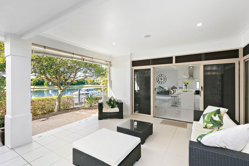 Photo - 14 Sanibel Court, Kawana Island QLD 4575 - Image 6