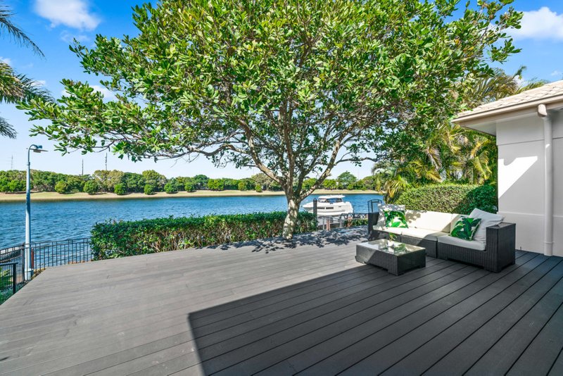 Photo - 14 Sanibel Court, Kawana Island QLD 4575 - Image 14