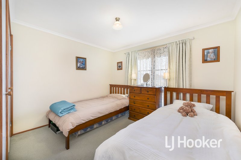 Photo - 14 Sapphire Drive, Hampton Park VIC 3976 - Image 11