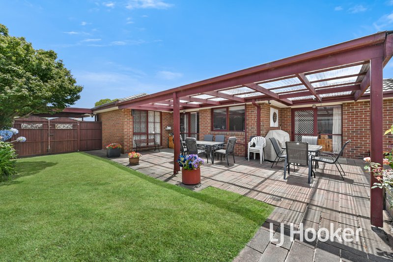 Photo - 14 Sapphire Drive, Hampton Park VIC 3976 - Image 16