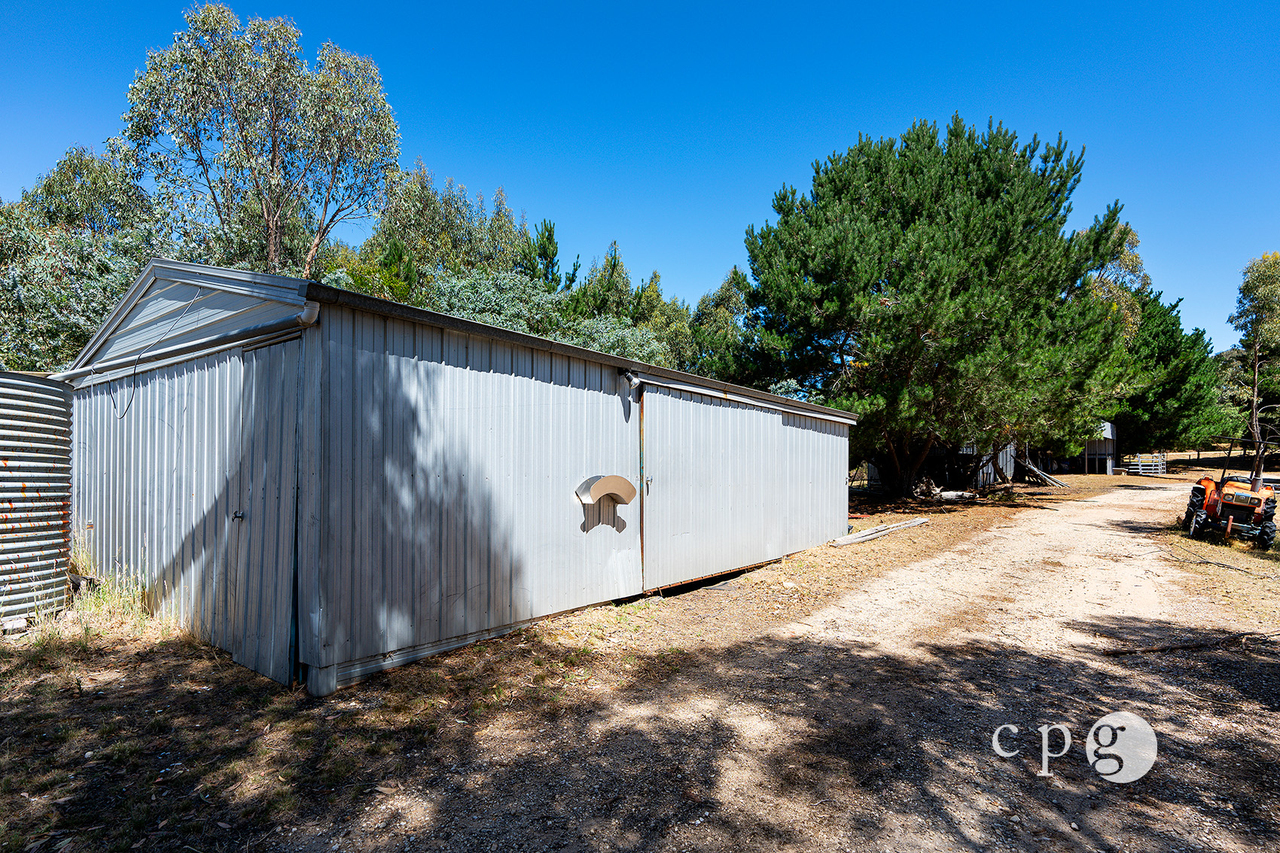 3-bedroom house at 14 SARAH COURT, Elphinstone VIC 3448, Mount Alexander, Victoria