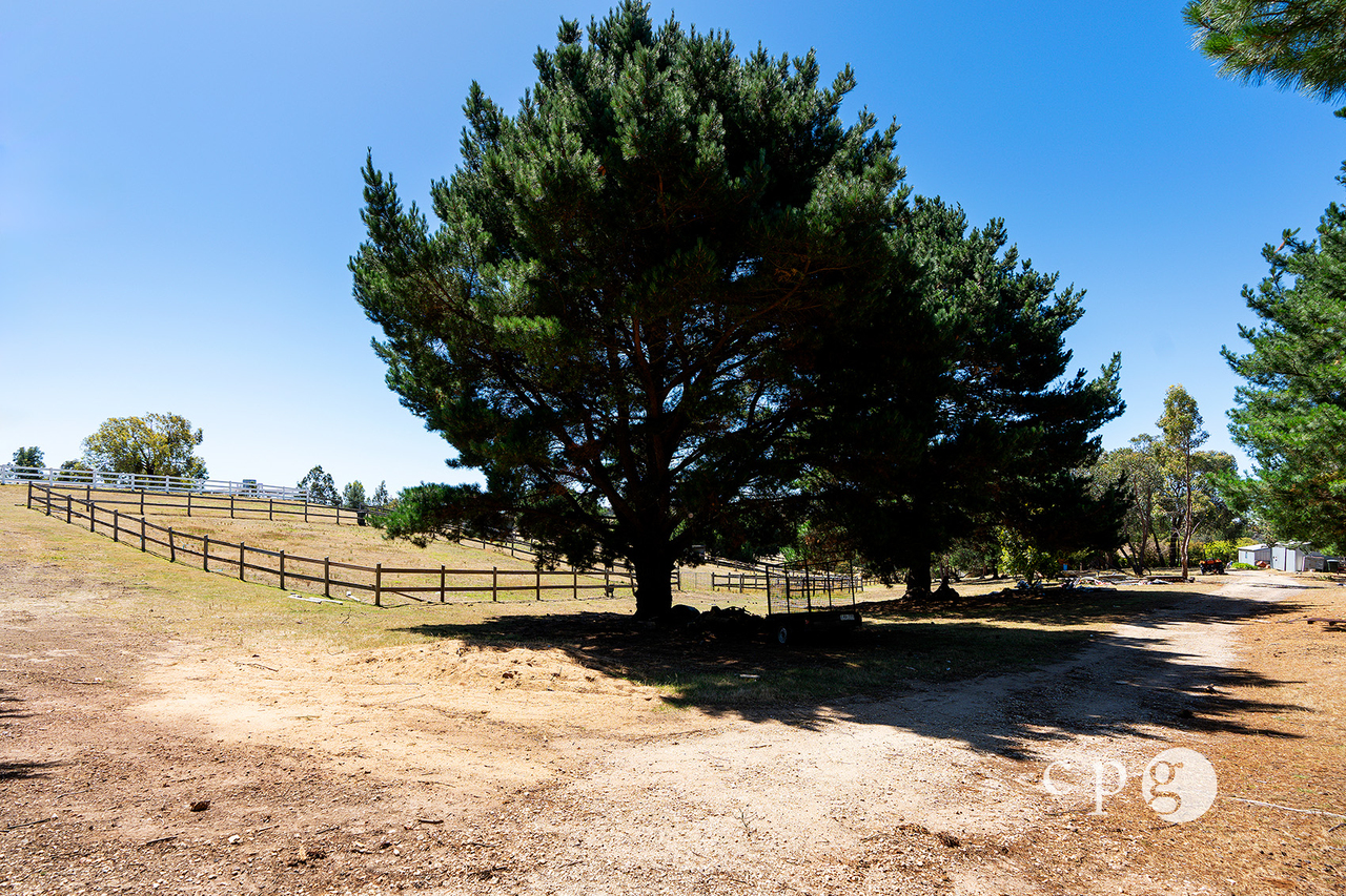 3-bedroom house at 14 SARAH COURT, Elphinstone VIC 3448, Mount Alexander, Victoria