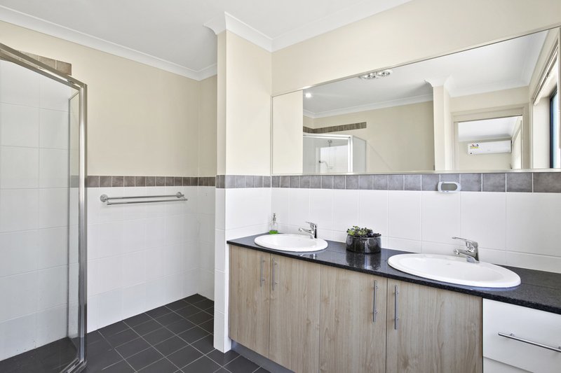 Photo - 14 Sarre Street, Gungahlin ACT 2912 - Image 14