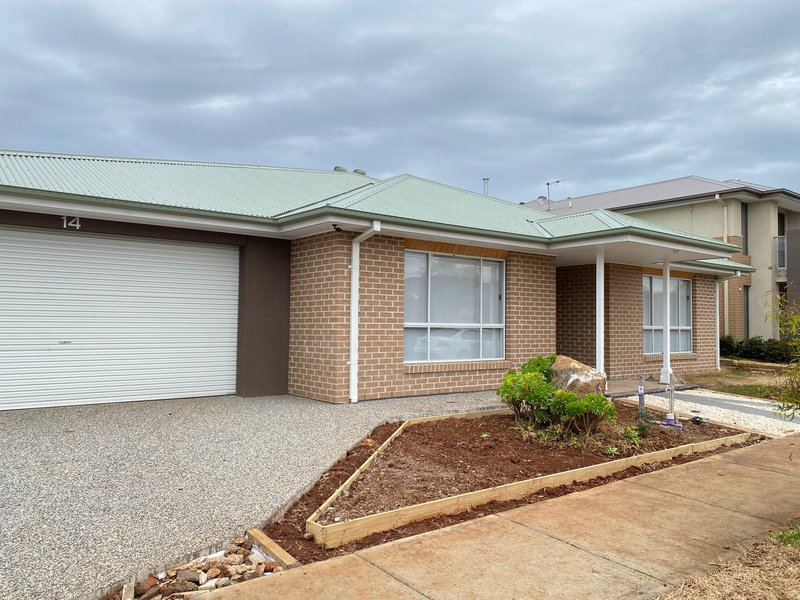 Photo - 14 Sassafras Way, Aintree VIC 3336 - Image 2