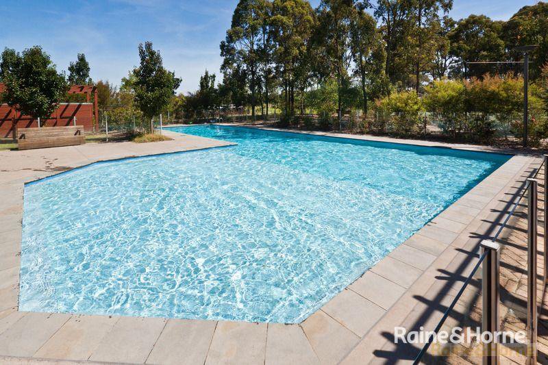 Photo - 14 Saxon Ln , Rouse Hill NSW 2155 - Image 10