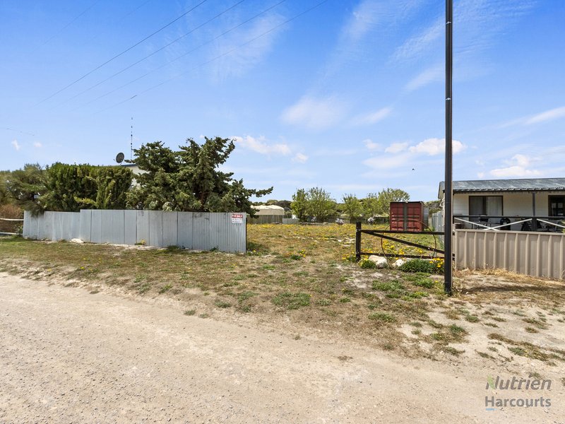 Photo - 14 Scarlet Runner Road, The Pines SA 5577 - Image 1