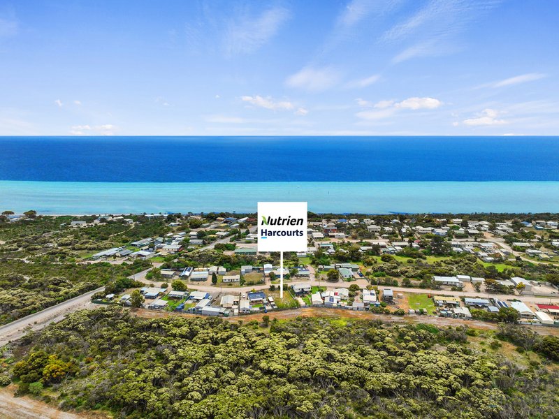 Photo - 14 Scarlet Runner Road, The Pines SA 5577 - Image 4