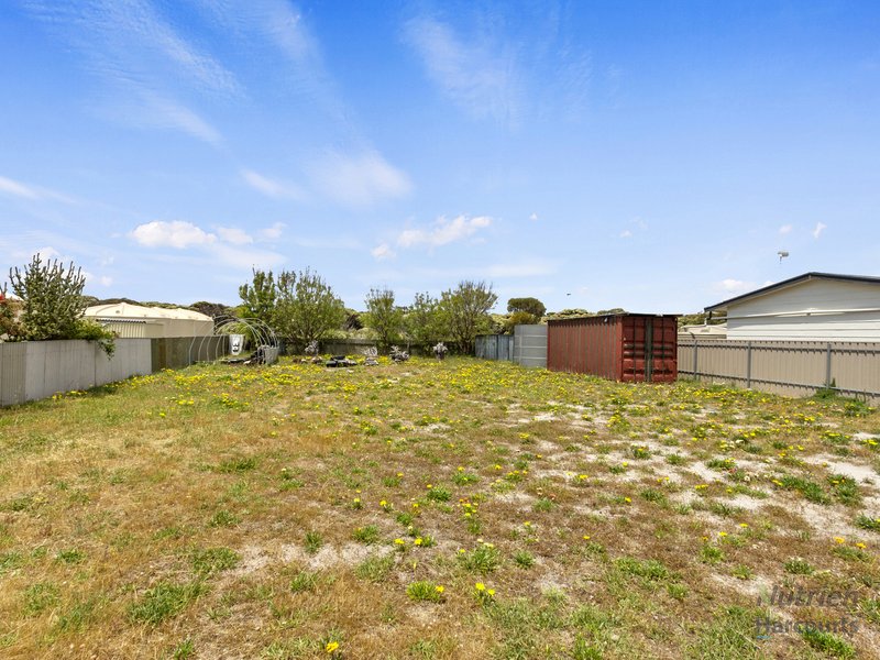 Photo - 14 Scarlet Runner Road, The Pines SA 5577 - Image 5
