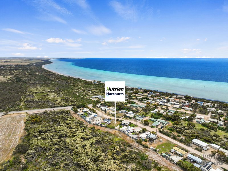 Photo - 14 Scarlet Runner Road, The Pines SA 5577 - Image 7