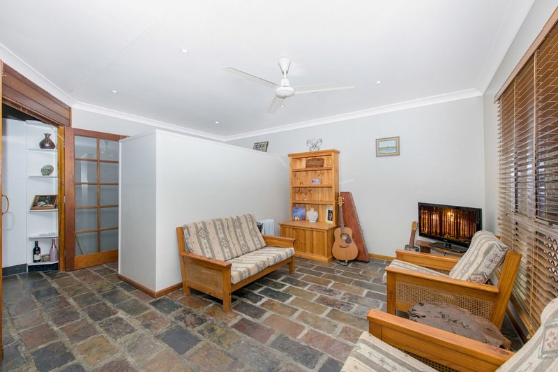 Photo - 14 Scenic Drive, Mount Louisa QLD 4814 - Image 4