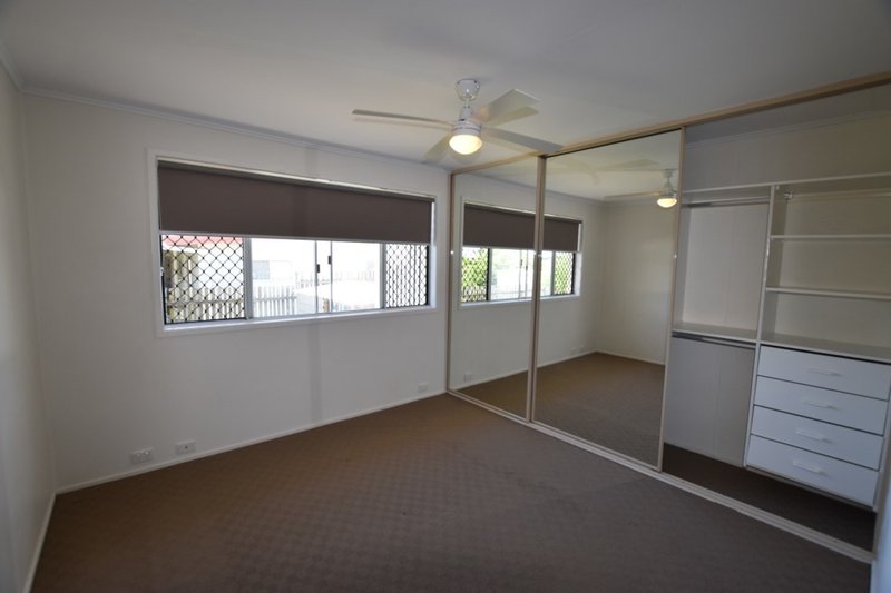 Photo - 14 Schafer Street, Clinton QLD 4680 - Image 9