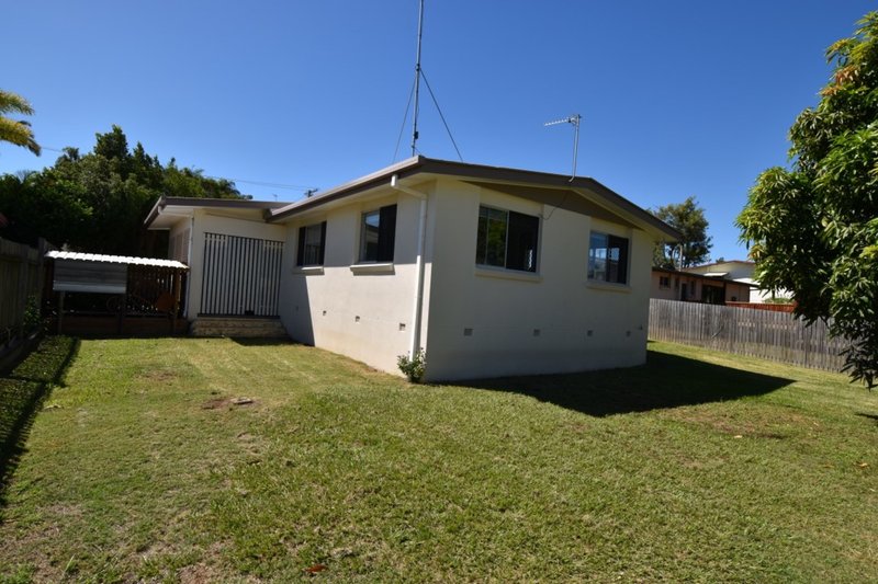 Photo - 14 Schafer Street, Clinton QLD 4680 - Image 14