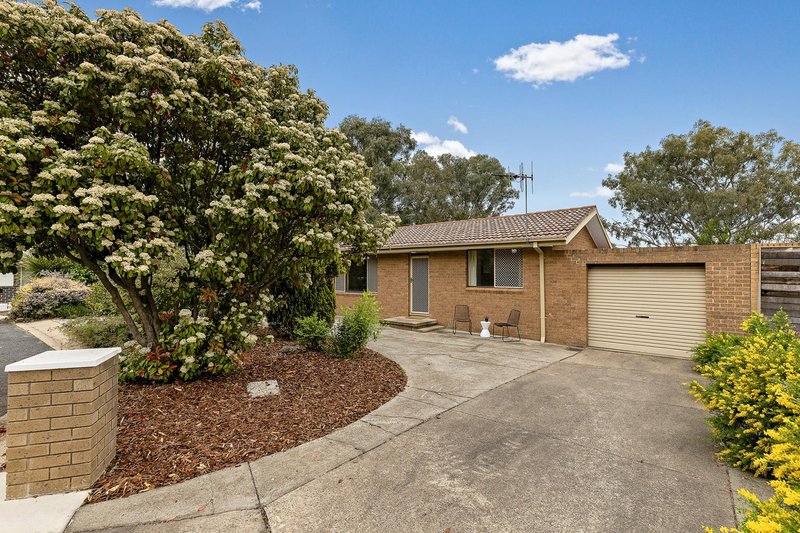 Photo - 14 Schaffer Place, Charnwood ACT 2615 - Image 13