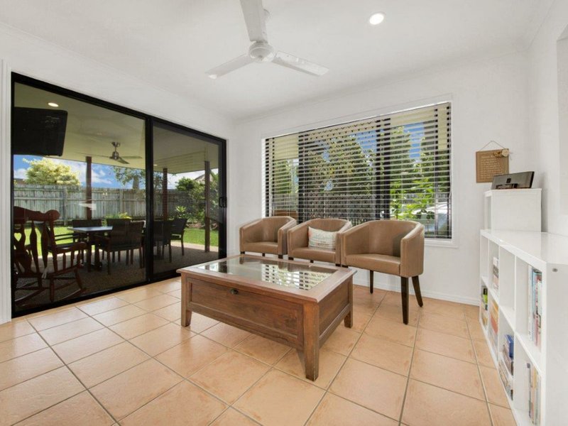 Photo - 14 Schooner Street, Tannum Sands QLD 4680 - Image 7