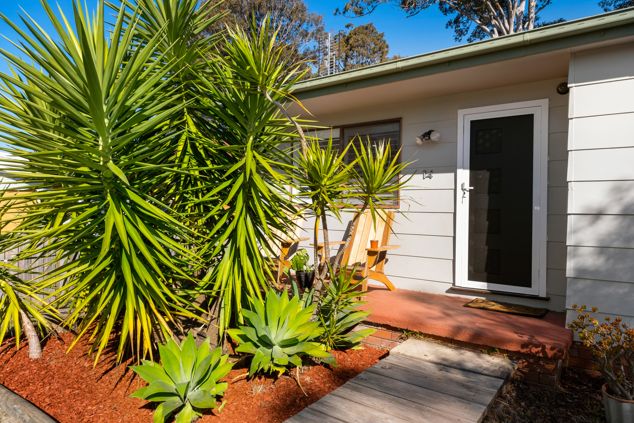 3-bedroom house at 14 Scullin Place, Berkeley Vale, NSW 2261, , New South Wales