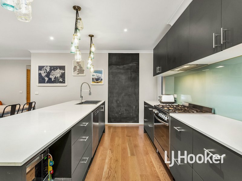 Photo - 14 Seacoast Street, Point Cook VIC 3030 - Image 3