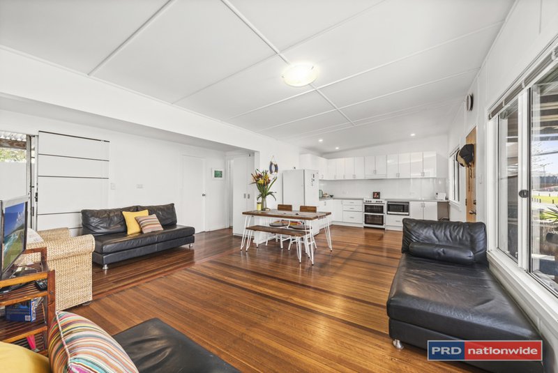 Photo - 14 Second Avenue, Arrawarra Headland NSW 2456 - Image 5