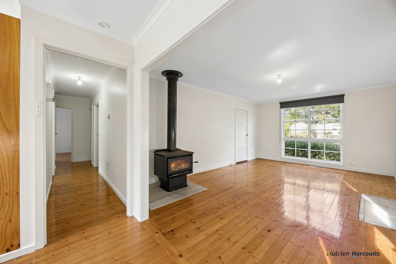 Photo - 14 Second Street, Eildon VIC 3713 - Image 7