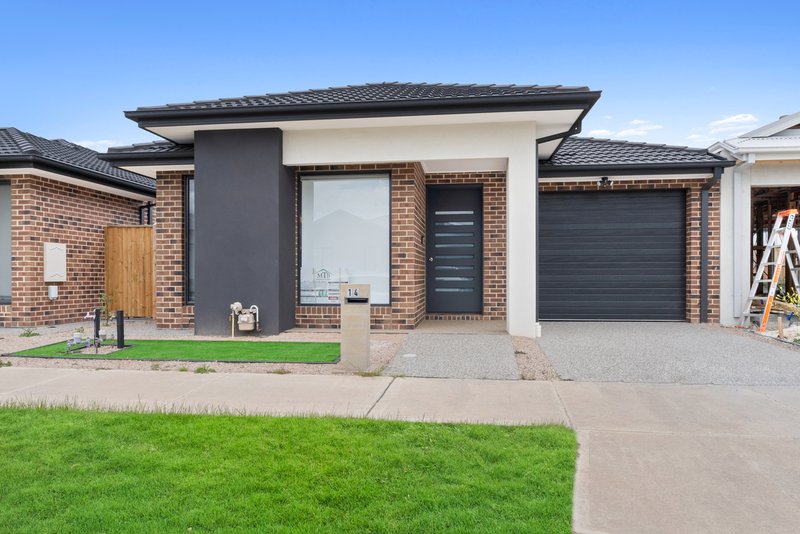 14 Serenade Parade, Donnybrook VIC 3064