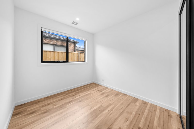 Photo - 14 Serenade Parade, Donnybrook VIC 3064 - Image 14