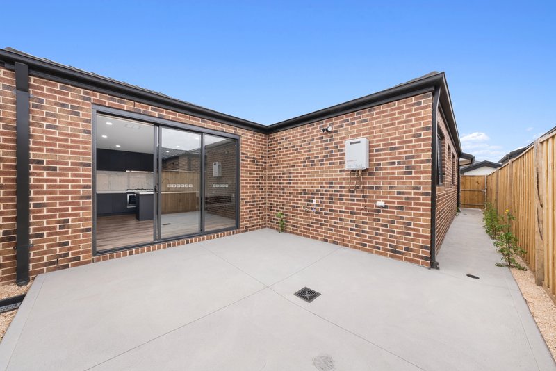 Photo - 14 Serenade Parade, Donnybrook VIC 3064 - Image 21