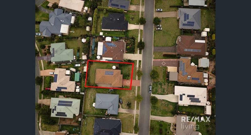 Photo - 14 Settlers Rise, Woolmar QLD 4515 - Image 13