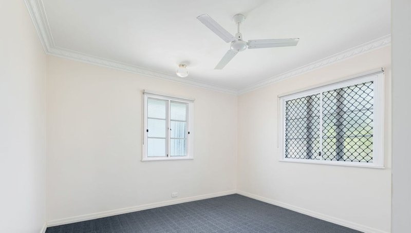 Photo - 14 Seymour Street, Deception Bay QLD 4508 - Image 7