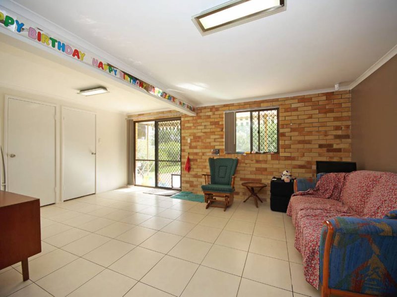 Photo - 14 Shea Street, Scarborough QLD 4020 - Image 9