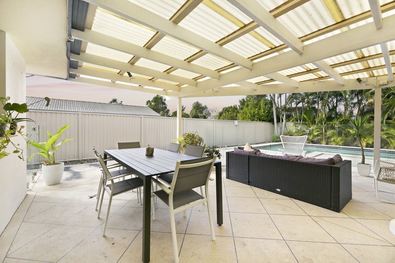 Photo - 14 Shearwater Street, Burleigh Waters QLD 4220 - Image 18