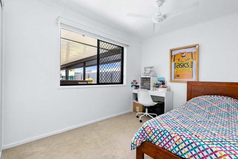 Photo - 14 Shearwater Street, Kawungan QLD 4655 - Image 9