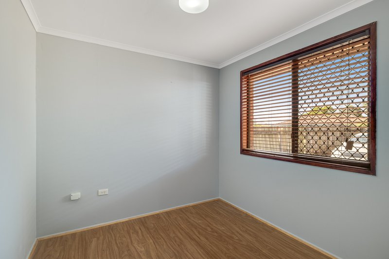 Photo - 14 Sherry Street, Wilsonton Heights QLD 4350 - Image 9