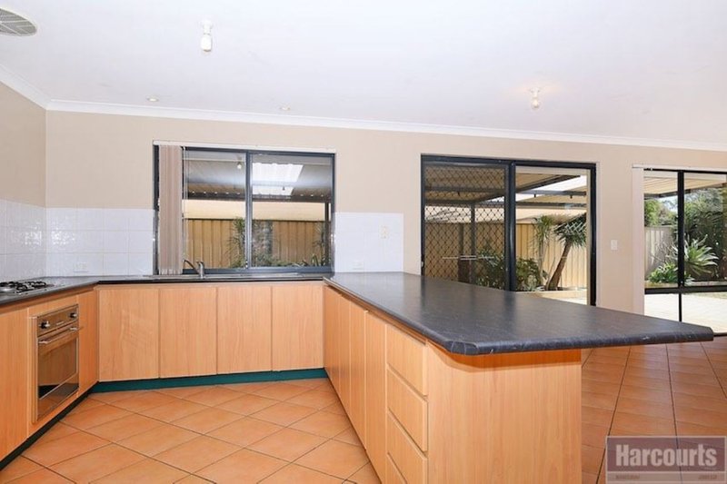 Photo - 14 Signet Court, Wannanup WA 6210 - Image 4