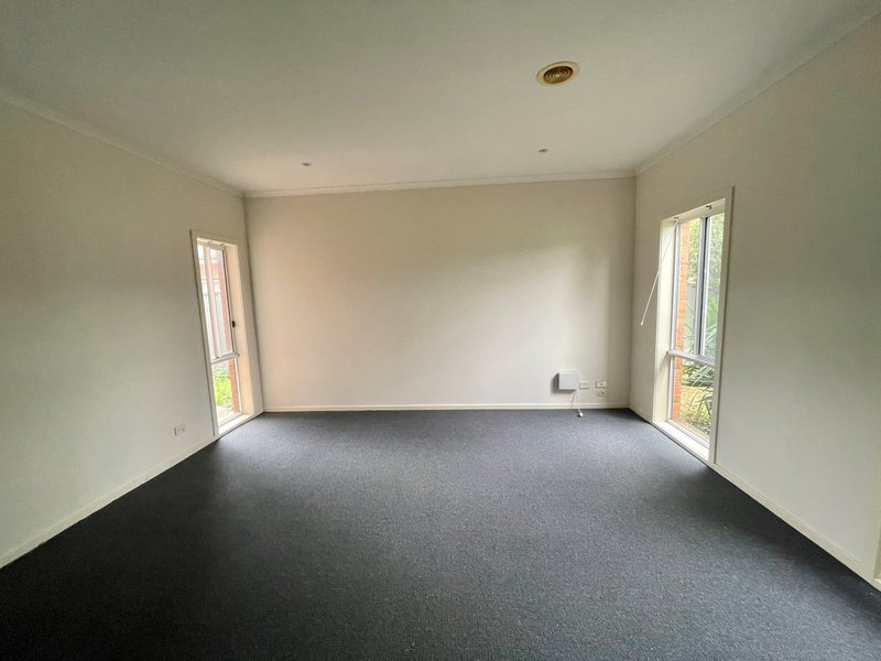 Photo - 14 Silverleaf Drive, Melton VIC 3337 - Image 6