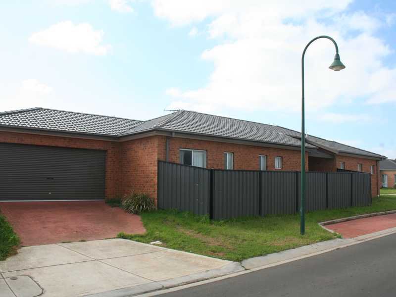 Photo - 14 Silverleaf Drive, Melton VIC 3337 - Image 14