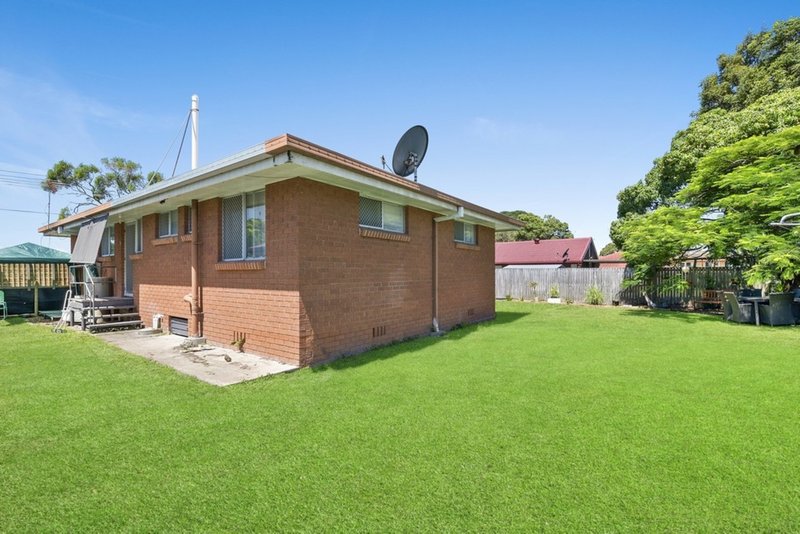 Photo - 14 Simon Street, Deception Bay QLD 4508 - Image 8