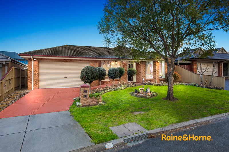 Photo - 14 Sinatra Way, Cranbourne East VIC 3977 - Image 2