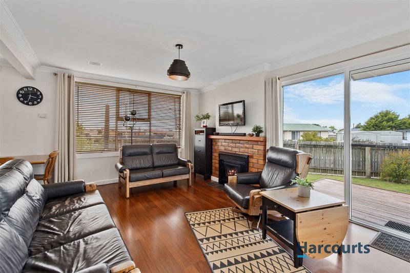 Photo - 14 Smith Street, Ulverstone TAS 7315 - Image 3