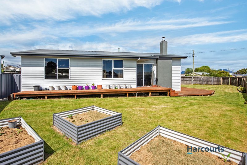 Photo - 14 Smith Street, Ulverstone TAS 7315 - Image 2