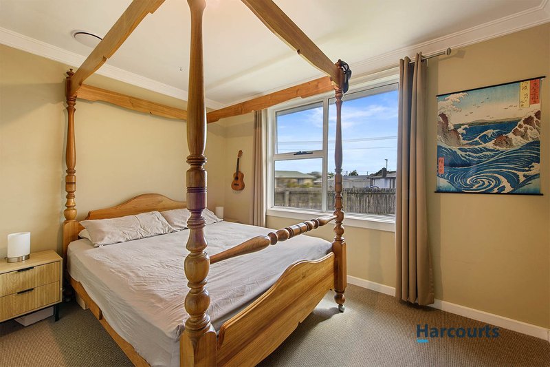 Photo - 14 Smith Street, Ulverstone TAS 7315 - Image 11